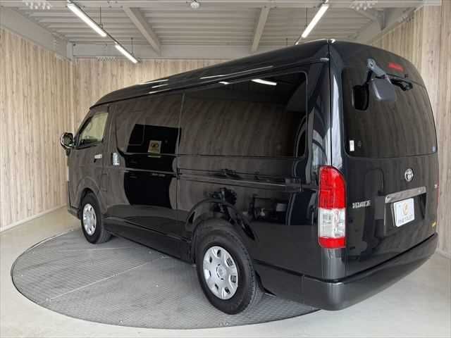 HIACE wagon