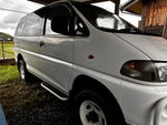 DELICA SPACE GEAR  4WD