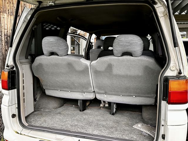 DELICA SPACE GEAR  4WD