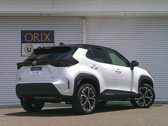 YARIS CROSS HYBRID