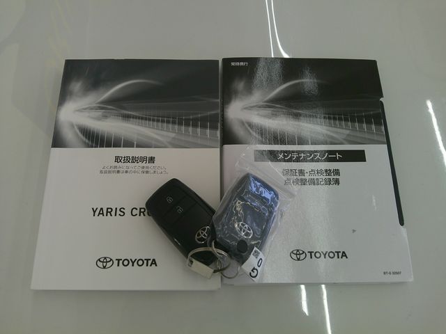 YARIS CROSS HYBRID