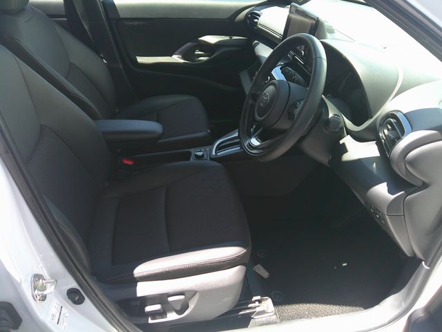 YARIS CROSS HYBRID