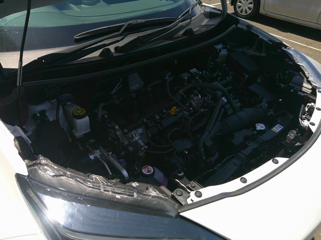 YARIS CROSS HYBRID