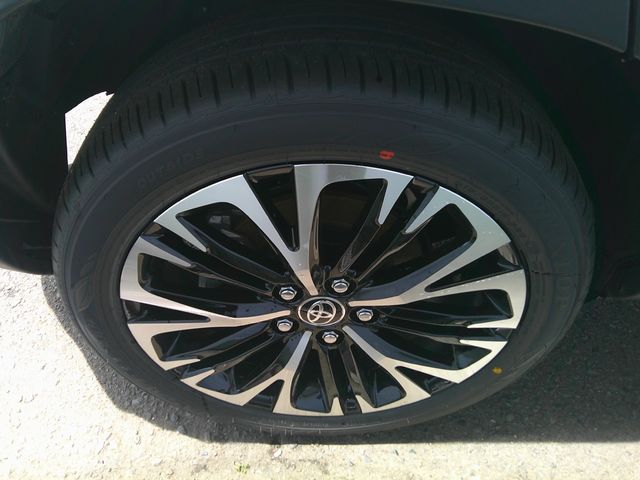 YARIS CROSS HYBRID