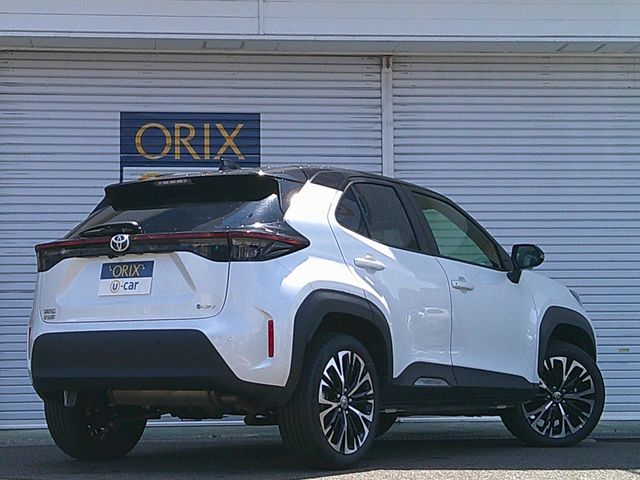 YARIS CROSS HYBRID