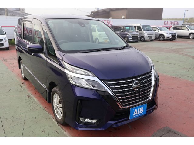 SERENA  S-HYBRID 4WD