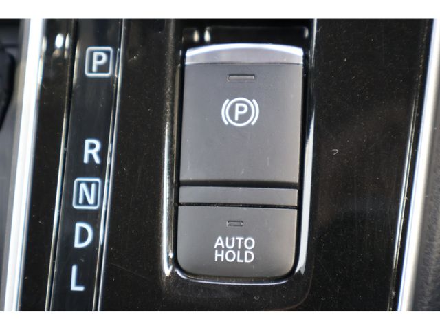 SERENA  S-HYBRID 4WD
