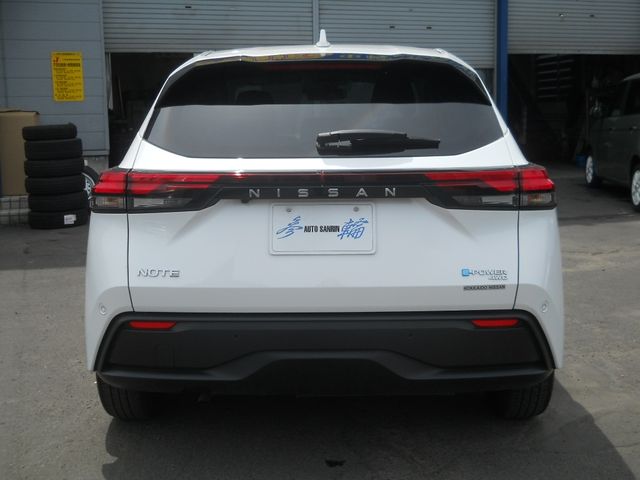 NOTE 4WD