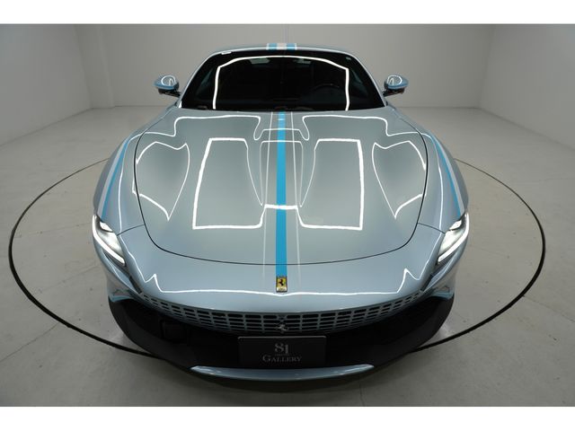 FERRARI Roma