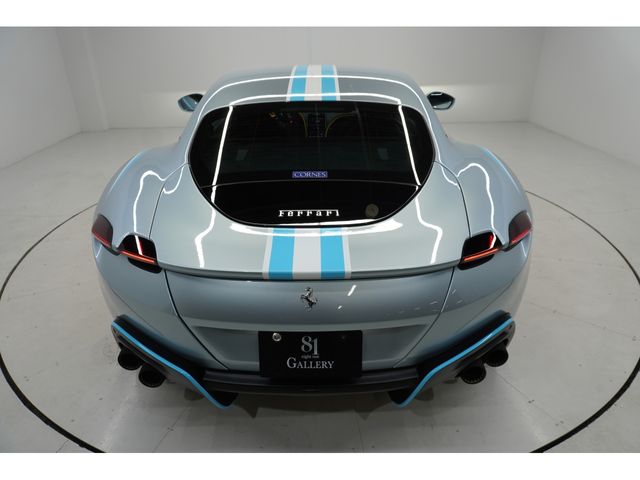 FERRARI Roma