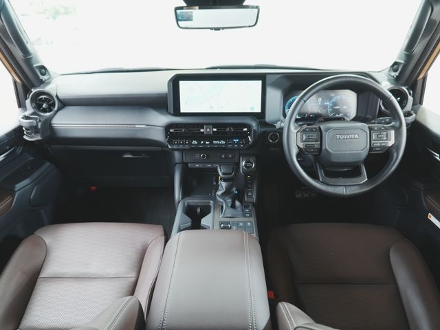 LANDCRUISER 250
