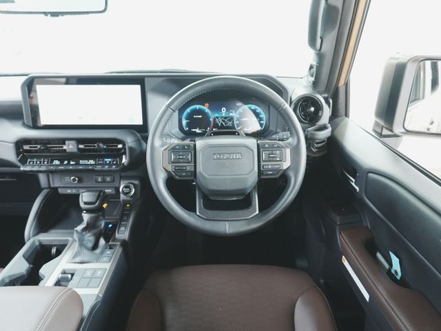 LANDCRUISER 250
