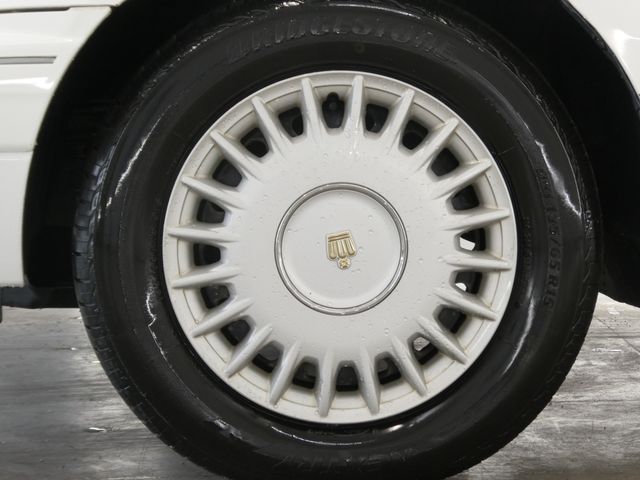 CROWN sedan