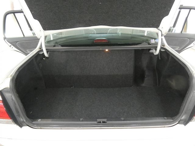 CROWN sedan
