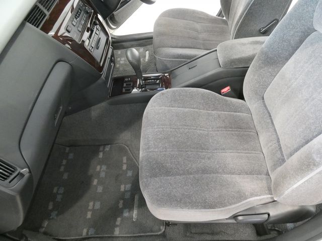 CROWN sedan