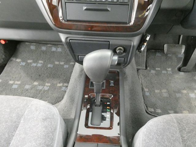 CROWN sedan