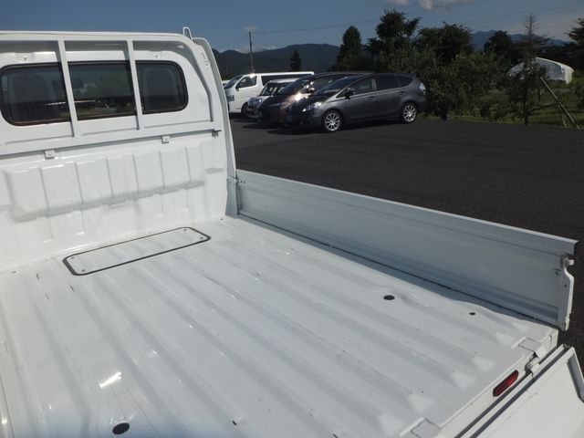 NT100 CLIPPER 4WD