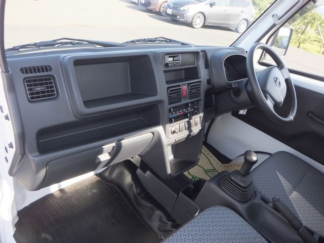 NT100 CLIPPER 4WD