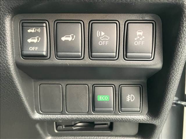 X-TRAIL HYBRID 4WD