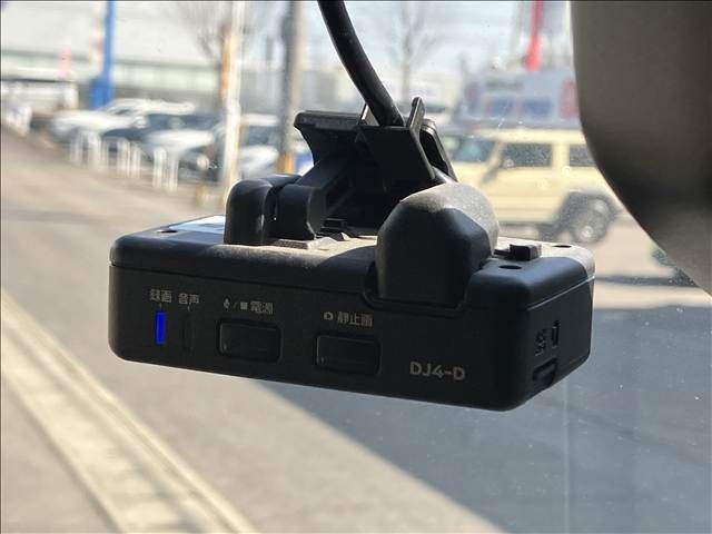 CARAVAN van 2WD