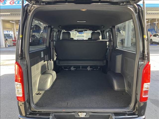 HIACE van 4WD
