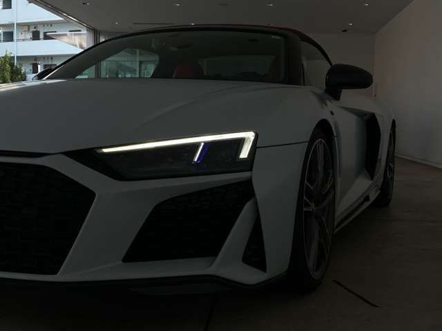 AUDI R8 Spyder