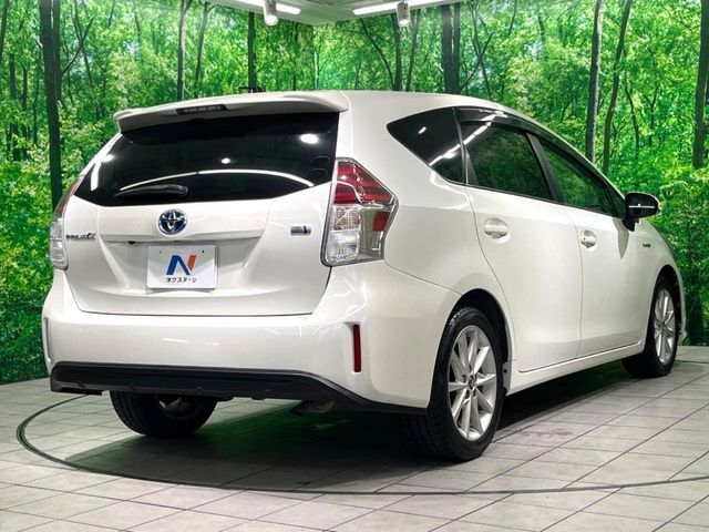 PRIUS Alpha