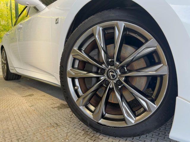 LEXUS IS300h