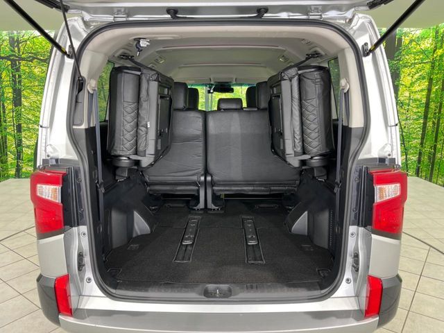 DELICA D:5 4WD