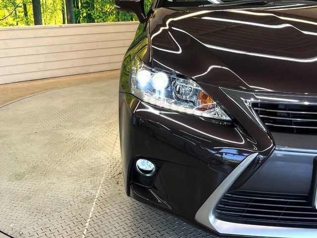 LEXUS CT200h