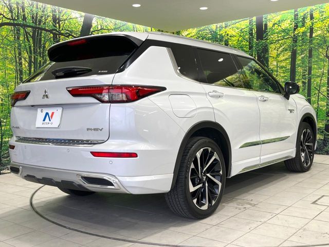 OUTLANDER PHEV