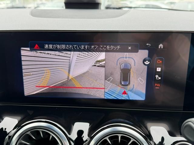 MERCEDES BENZ EQA