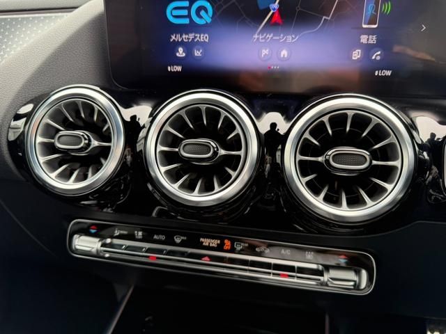 MERCEDES BENZ EQA