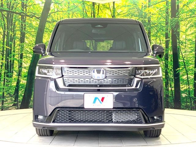 STEPWAGON e:HEV SPADA