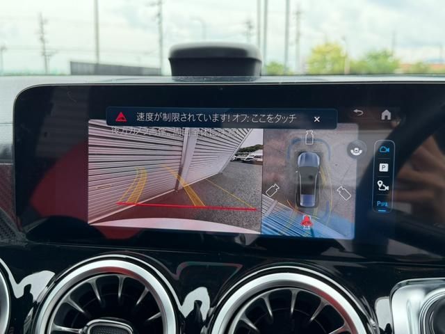 MERCEDES BENZ GLB