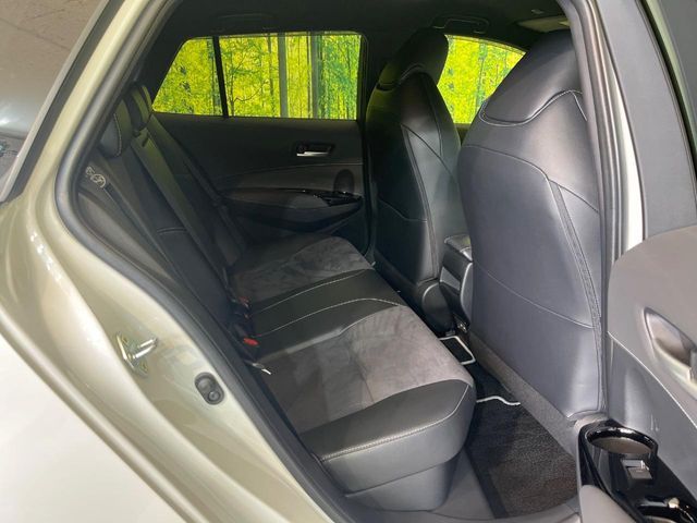 COROLLA TOURING HYBRID