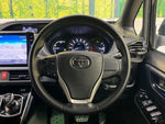 VOXY HYBRID