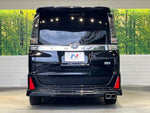 VOXY HYBRID