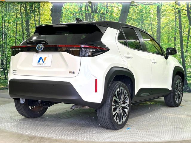 YARIS CROSS HYBRID
