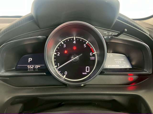 MAZDA2