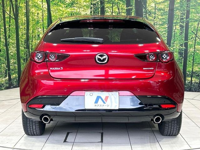 MAZDA3 FASTBACK