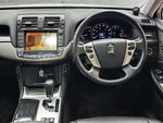 CROWN sedan