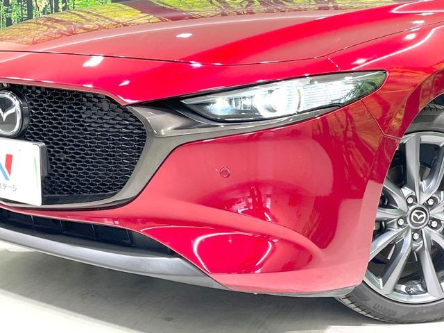 MAZDA3 FASTBACK