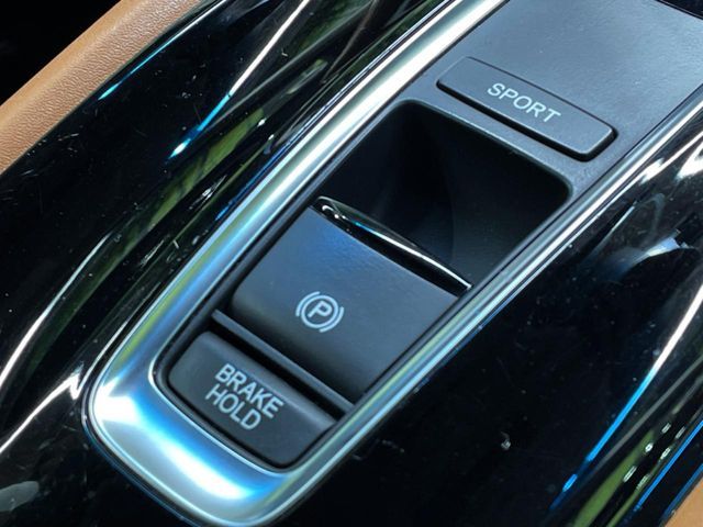 VEZEL HYBRID 4WD