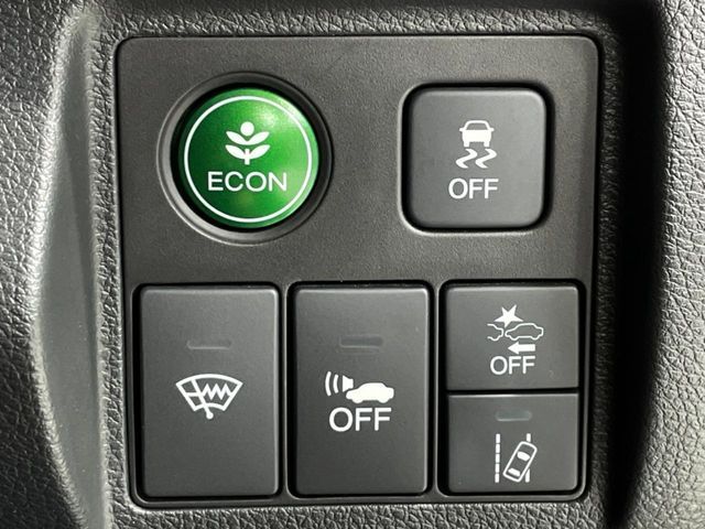 VEZEL HYBRID 4WD