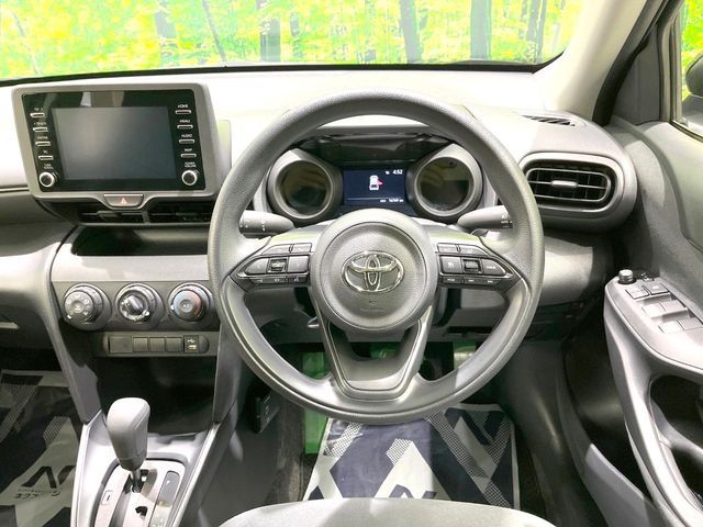 YARIS CROSS