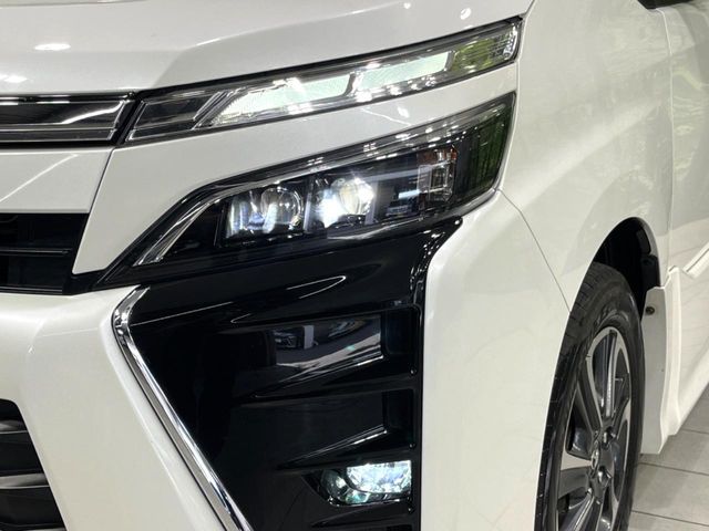 VOXY 4WD
