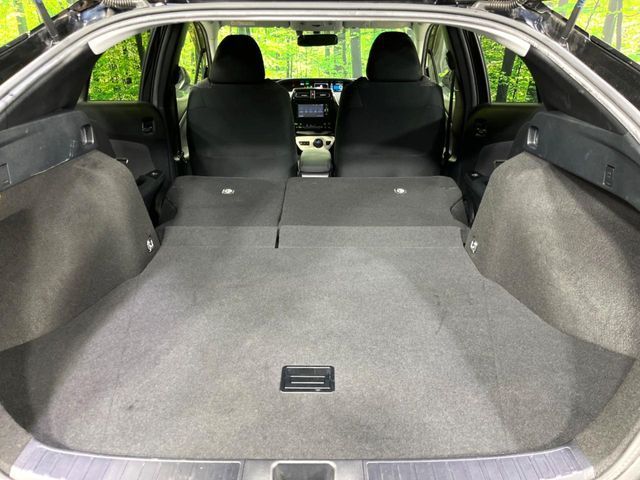 PRIUS 4WD