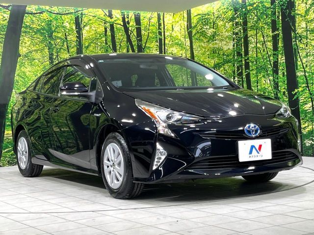 PRIUS 4WD
