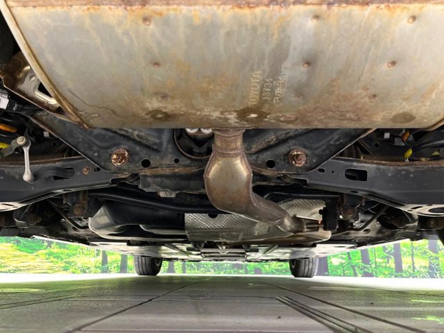 PRIUS 4WD